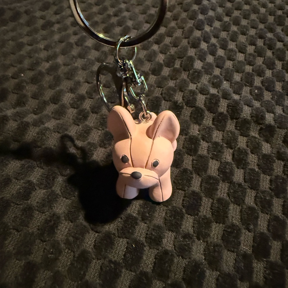 Pink Dog Keychain - Picture 4 of 4